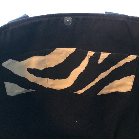 Extra Large Zebra print tote - Picture 2 of 2